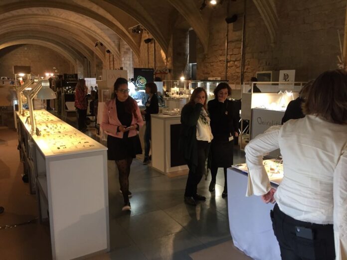 c23fd683-0ca2-4cfa-8218-f9cfd04a6ec5